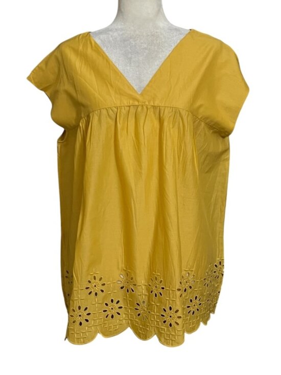 UNIQLO Tops - UNIQLO Yellow Eyelet Embroidered Blouse Women XL V Neck Summer Top NWT